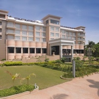 Exterior view | Royal Orchid Central Kireeti - Hospet