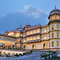 Exterior view | Hotel Noor Mahal - Sector 32