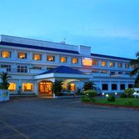Exterior view | Abad Airport Hotel - Cochin International Airport